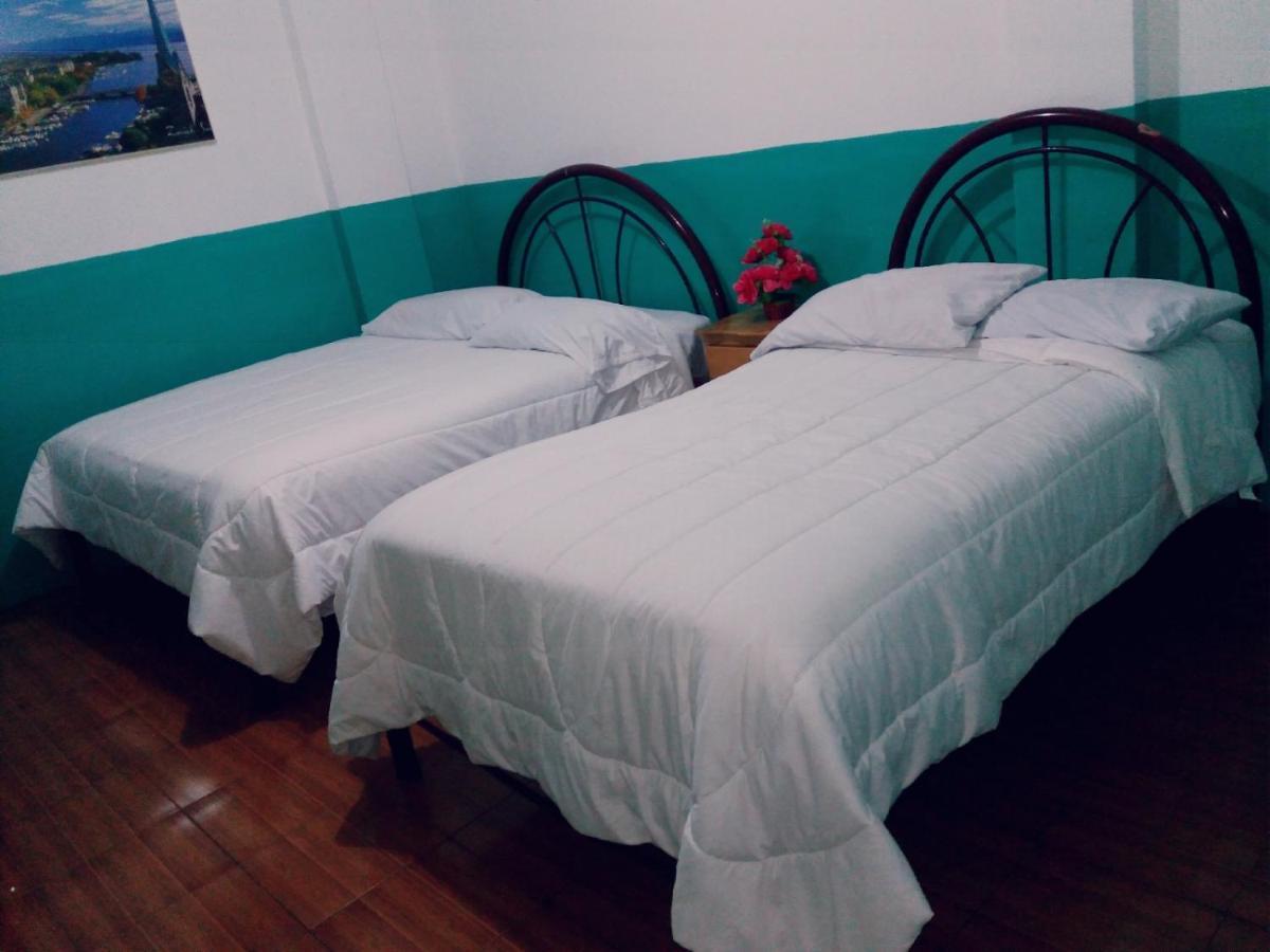 Nápoles Emperador II Ambato Exterior foto